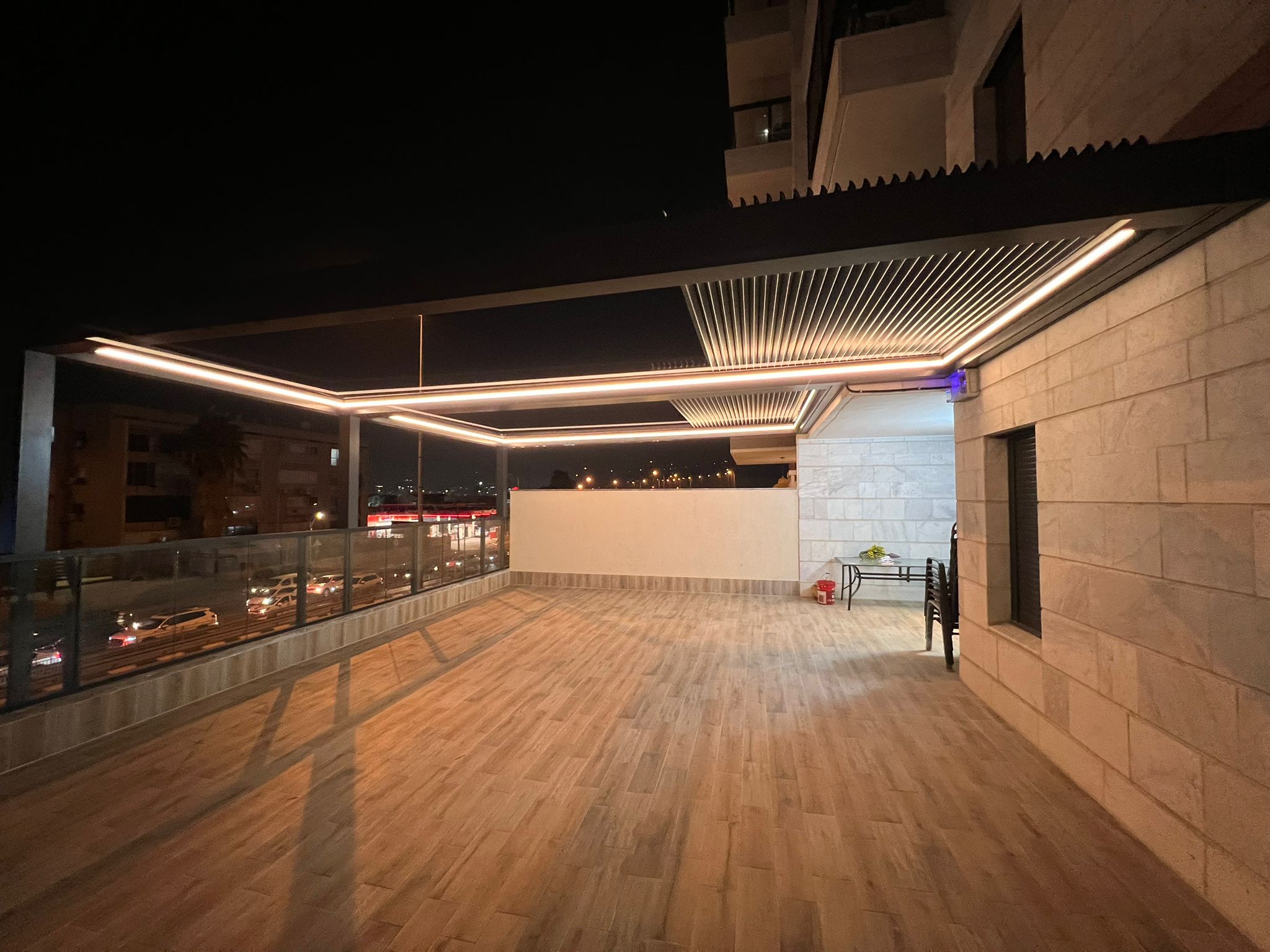 Bioclimatic customized pergola